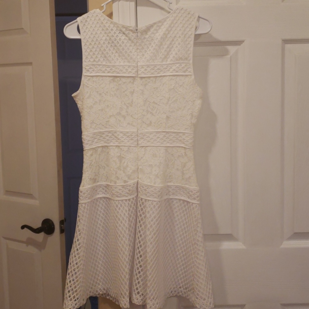 White dress - Picture 2 of 2